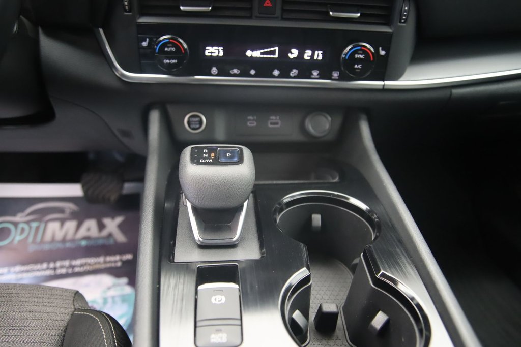 Nissan Rogue  2022 à Sept-Îles, Québec - 13 - w1024h768px