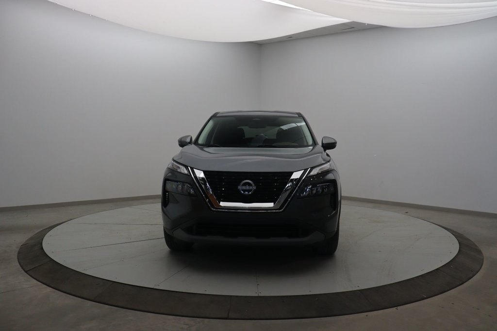 Nissan Rogue  2022 à Sept-Îles, Québec - 2 - w1024h768px