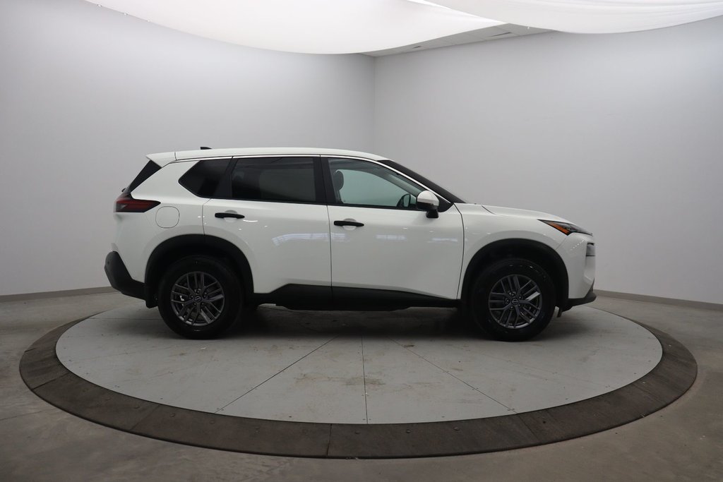 Nissan Rogue  2022 à Sept-Îles, Québec - 3 - w1024h768px