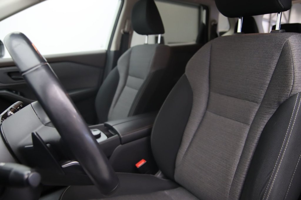 Nissan Rogue  2022 à Sept-Îles, Québec - 7 - w1024h768px