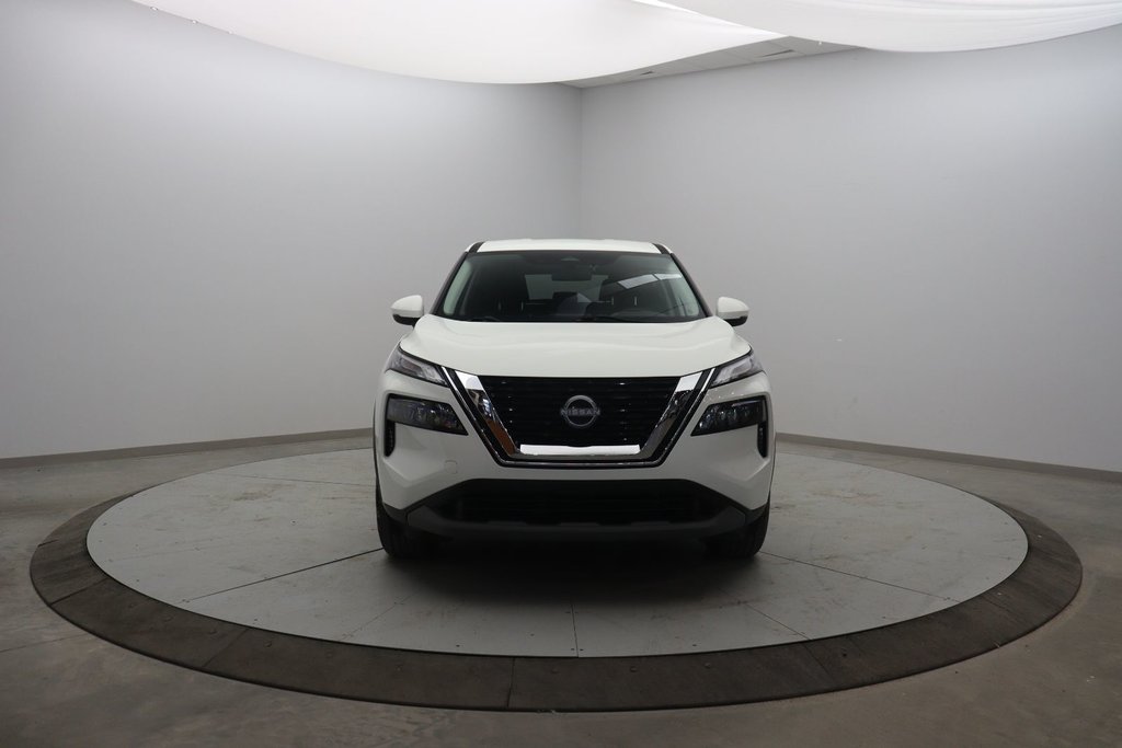 Nissan Rogue  2022 à Sept-Îles, Québec - 2 - w1024h768px