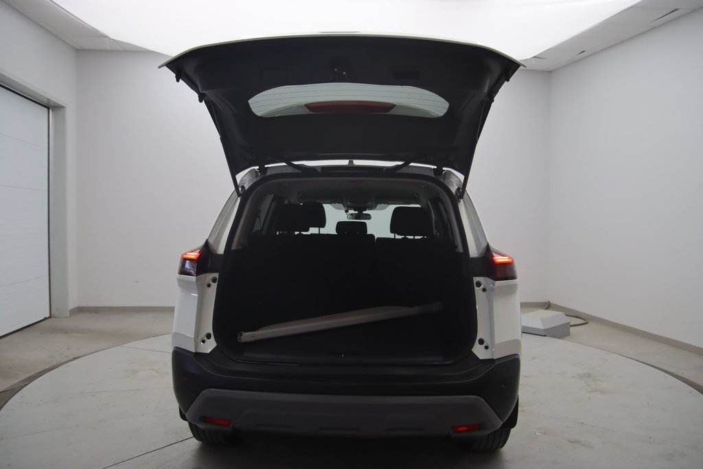 Nissan Rogue  2022 à Sept-Îles, Québec - 17 - w1024h768px
