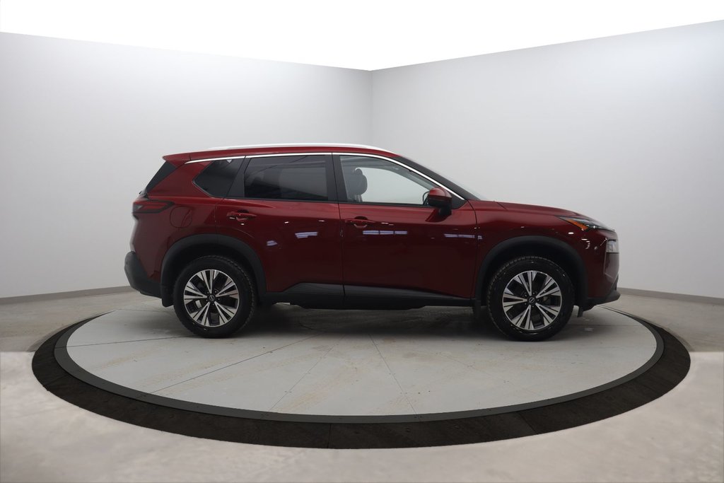 Nissan Rogue  2022 à Jonquière, Québec - 3 - w1024h768px
