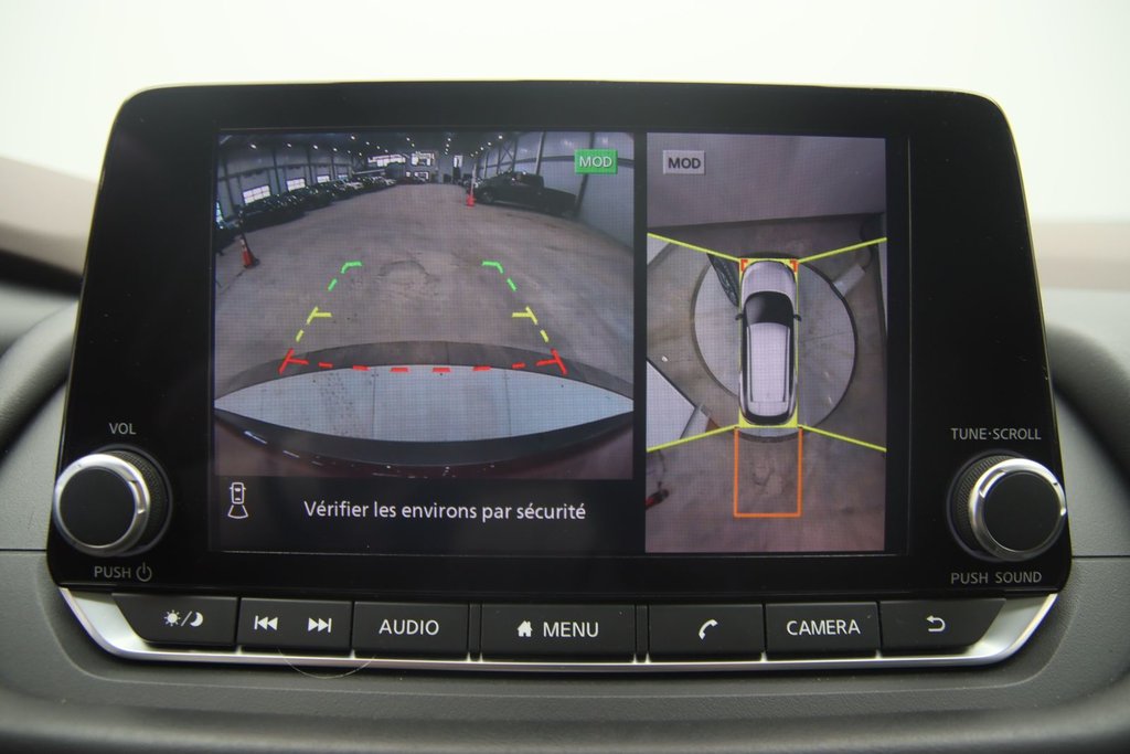 Nissan Rogue  2022 à Jonquière, Québec - 15 - w1024h768px