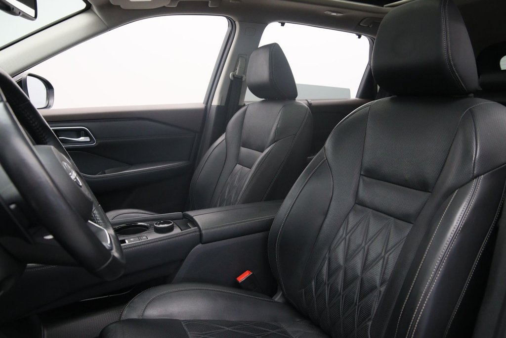 Nissan Rogue Platinum 2022 à Jonquière, Québec - 6 - w1024h768px