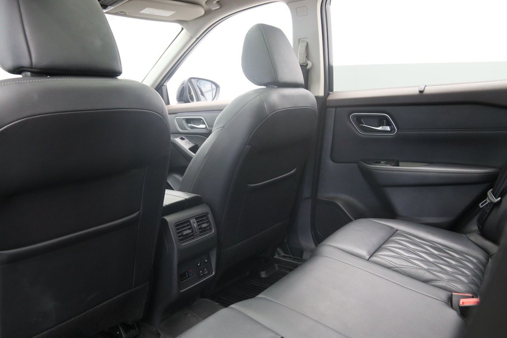 Nissan Rogue Platinum 2022 à Jonquière, Québec - 10 - w1024h768px