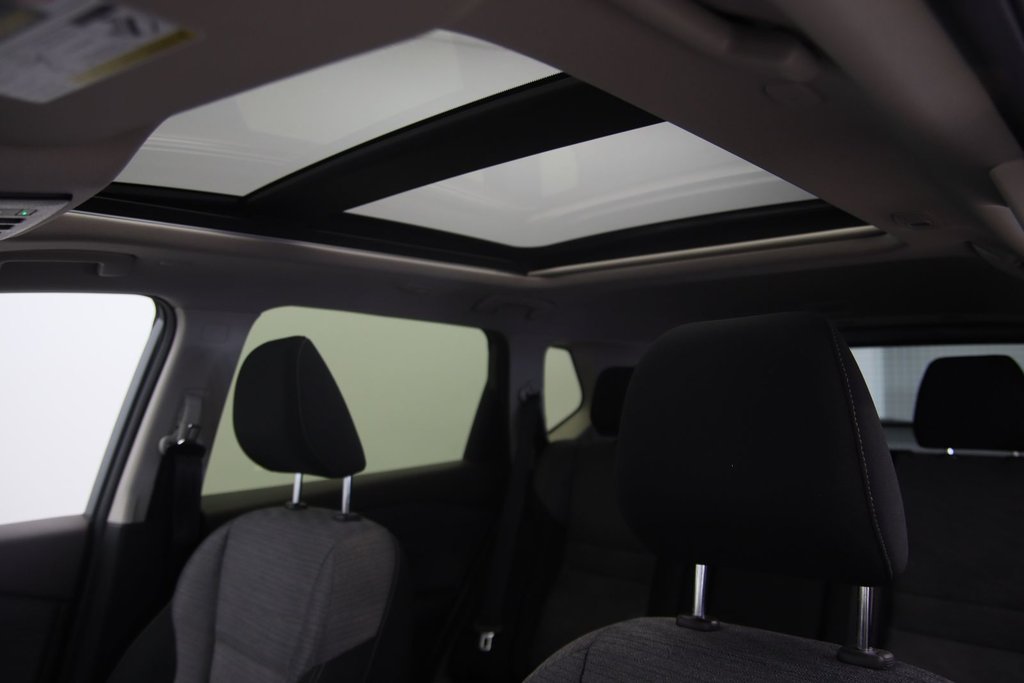 2023 Nissan Rogue in Jonquière, Quebec - 8 - w1024h768px