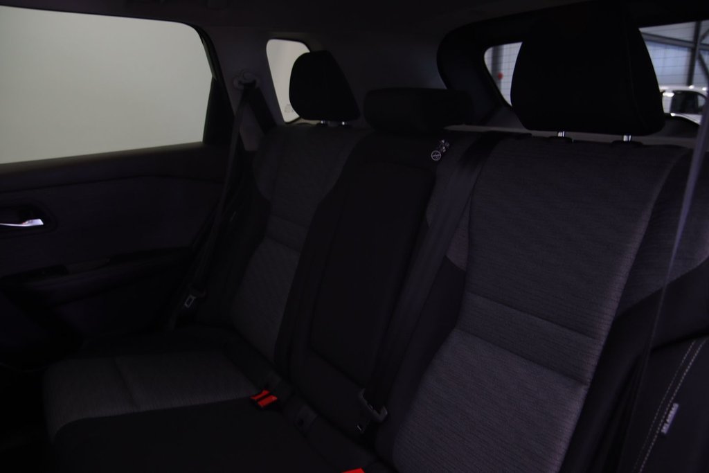 2023 Nissan Rogue in Jonquière, Quebec - 10 - w1024h768px