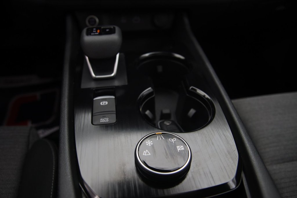 2023 Nissan Rogue in Jonquière, Quebec - 14 - w1024h768px
