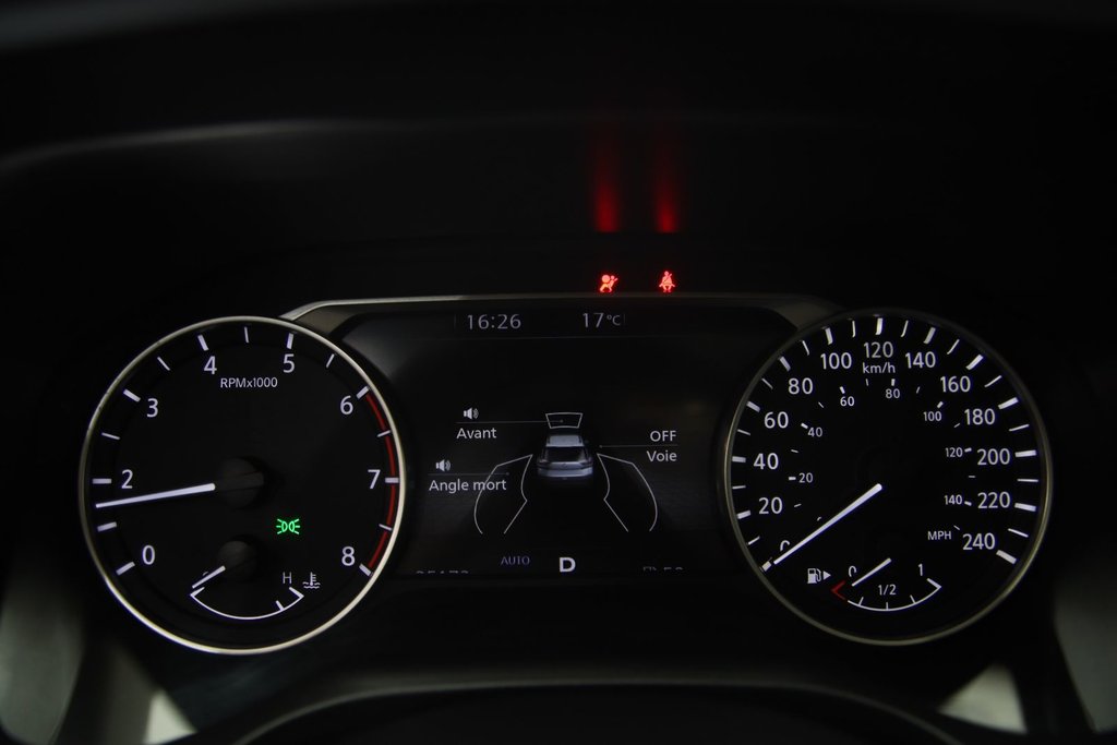 2023 Nissan Rogue in Jonquière, Quebec - 13 - w1024h768px