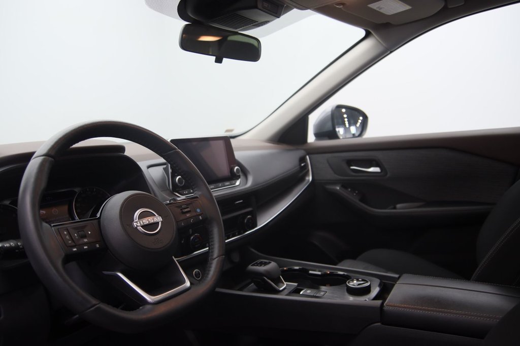 2023 Nissan Rogue in Jonquière, Quebec - 6 - w1024h768px