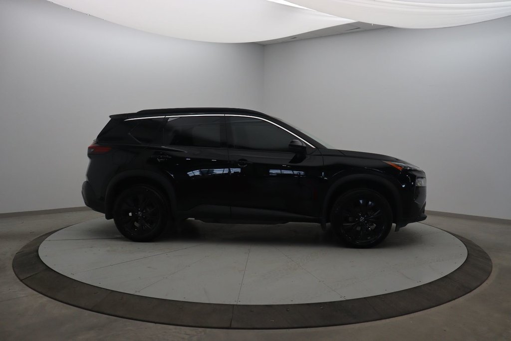 2023 Nissan Rogue SV Édition Minuit in Chicoutimi, Quebec - 3 - w1024h768px