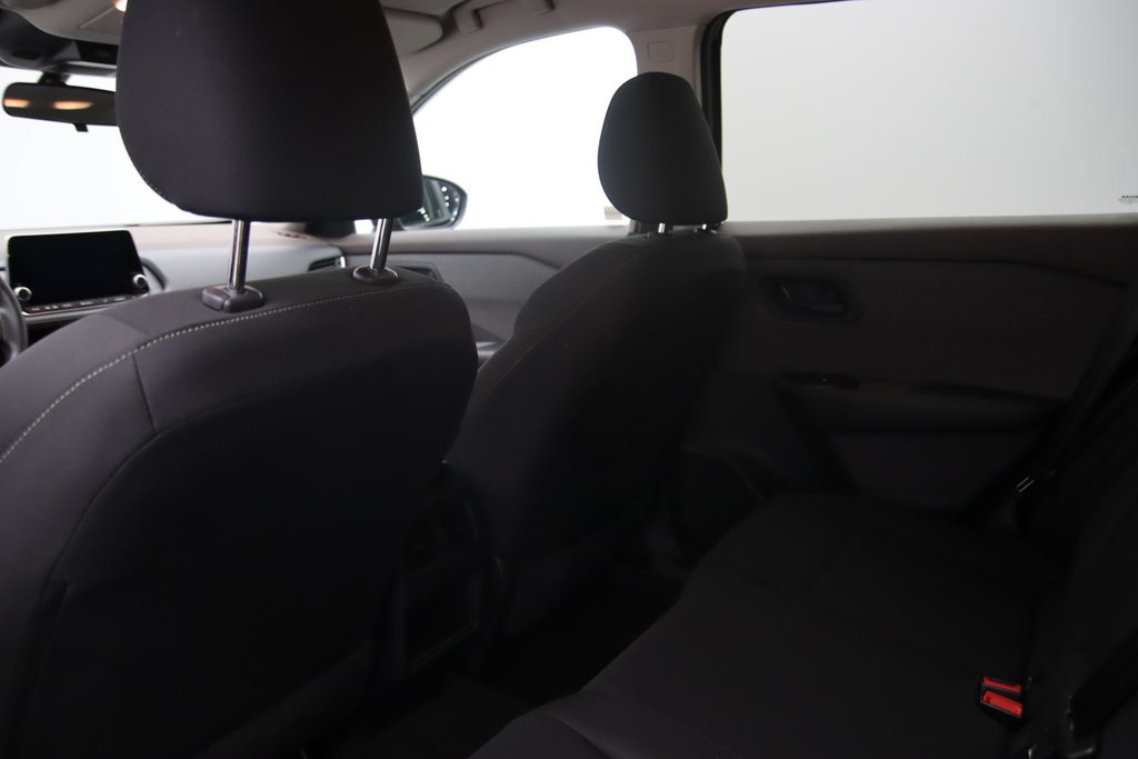 2023 Nissan Rogue S FWD in Chicoutimi, Quebec - 8 - w1024h768px