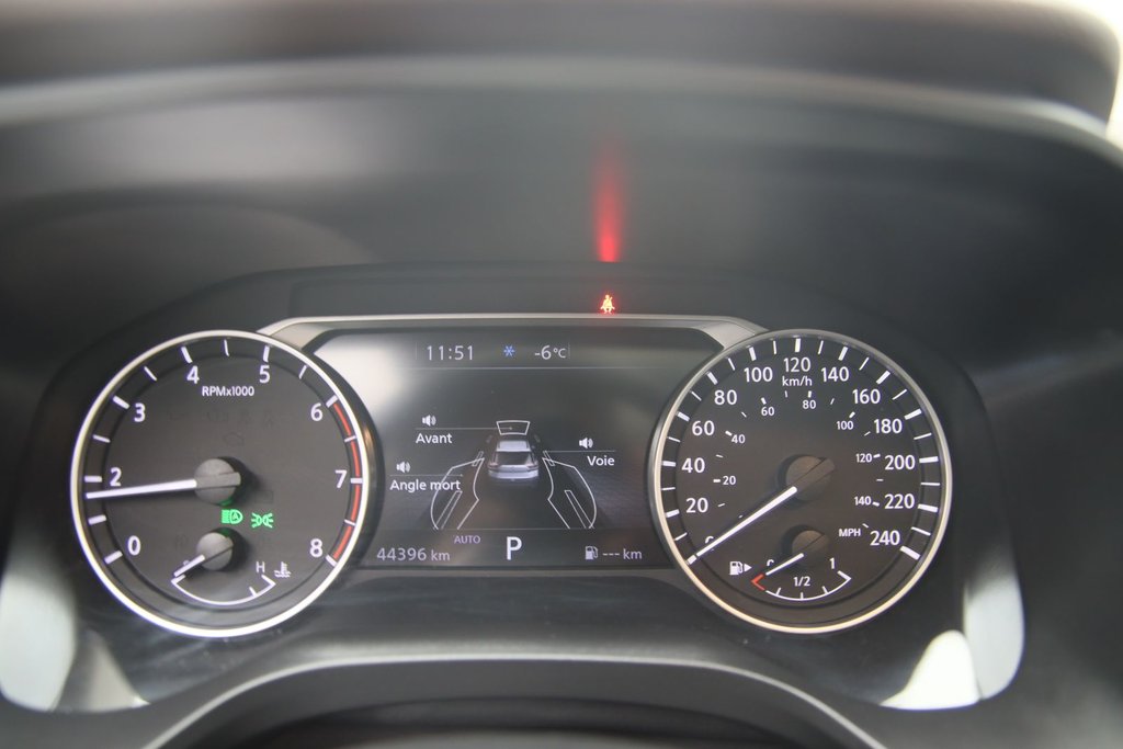 Nissan Rogue  2023 à Jonquière, Québec - 10 - w1024h768px