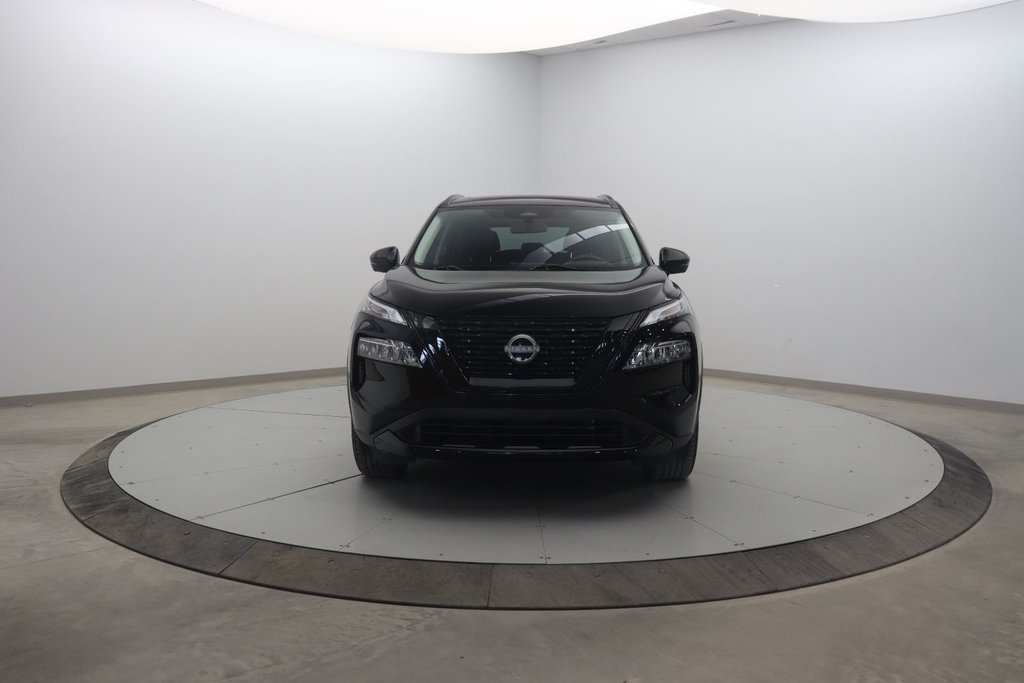 Nissan Rogue  2023 à Jonquière, Québec - 2 - w1024h768px