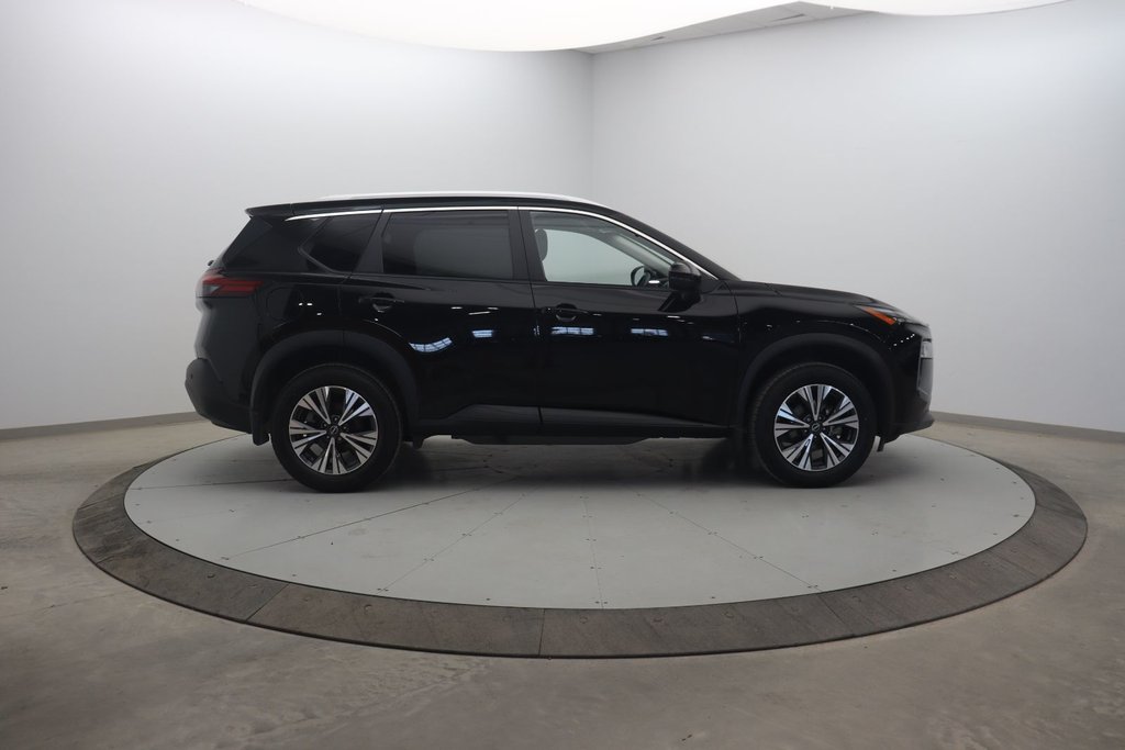 2023 Nissan Rogue in Jonquière, Quebec - 3 - w1024h768px