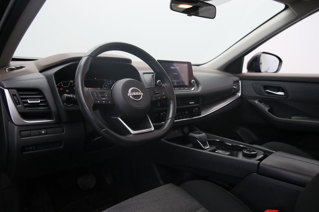 2023 Nissan Rogue in Jonquière, Quebec - 7 - w1024h768px