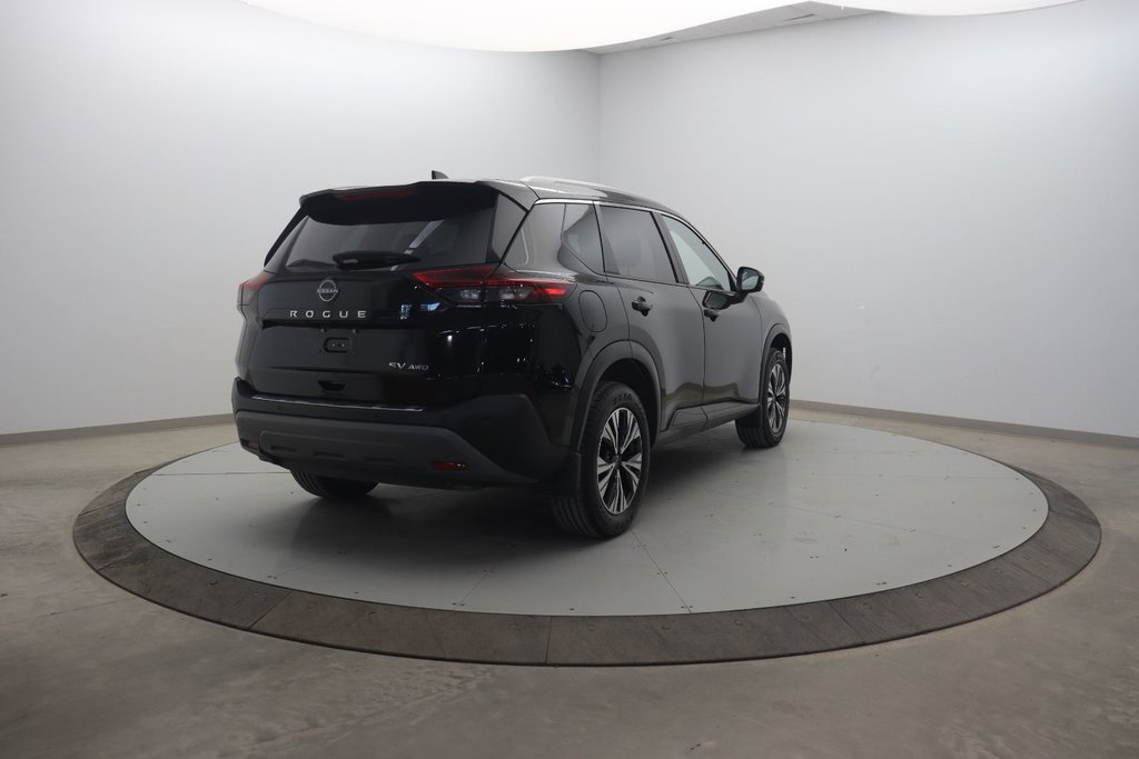 2023 Nissan Rogue in Jonquière, Quebec - 4 - w1024h768px