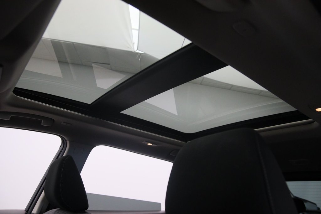 2023 Nissan Rogue in Jonquière, Quebec - 8 - w1024h768px