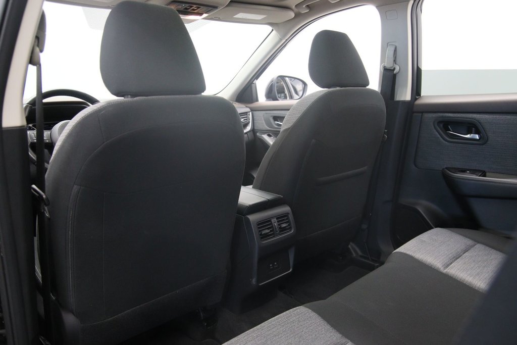2023 Nissan Rogue in Jonquière, Quebec - 10 - w1024h768px
