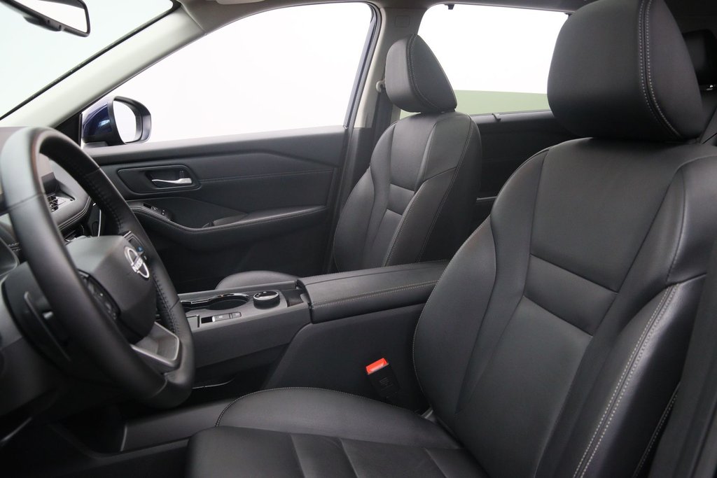 2025 Nissan Rogue in Sept-Îles, Quebec - 6 - w1024h768px