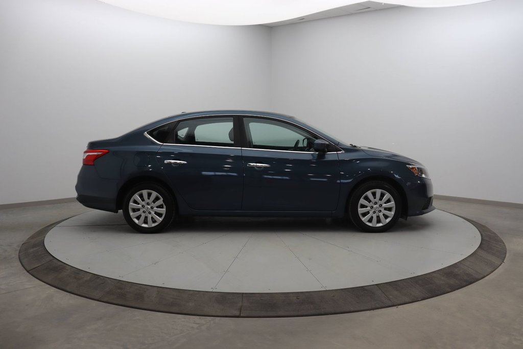 Nissan Sentra S 2018 à Chicoutimi, Québec - 3 - w1024h768px