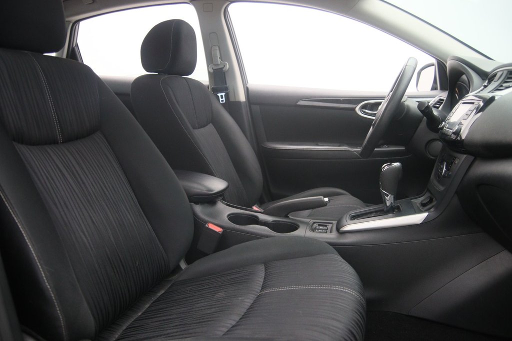 2018 Nissan Sentra in Baie-Comeau, Quebec - 16 - w1024h768px