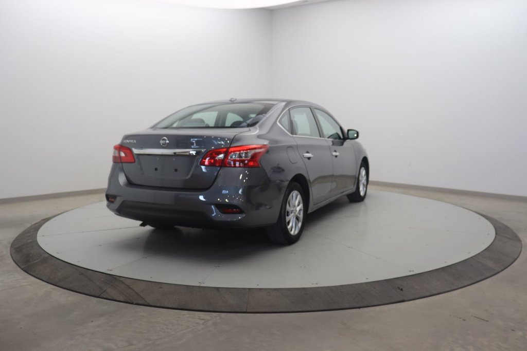 2018 Nissan Sentra in Baie-Comeau, Quebec - 4 - w1024h768px