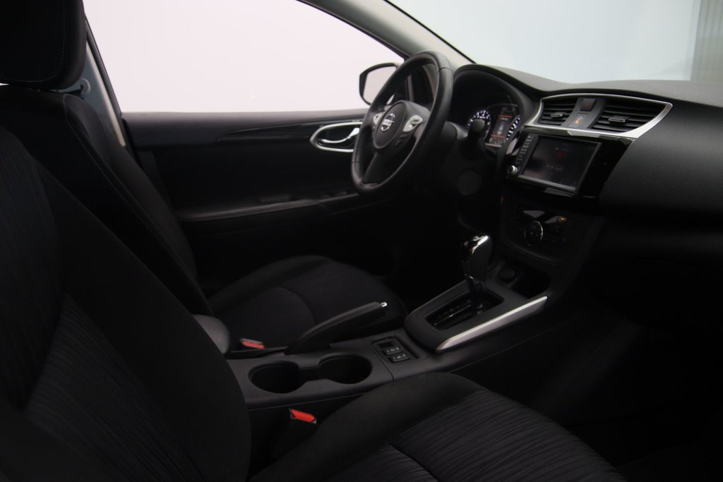 Nissan Sentra  2019 à Sept-Îles, Québec - 15 - w1024h768px