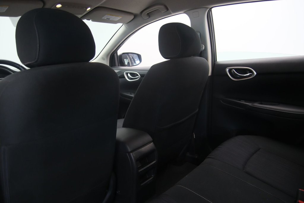 Nissan Sentra  2019 à Sept-Îles, Québec - 8 - w1024h768px