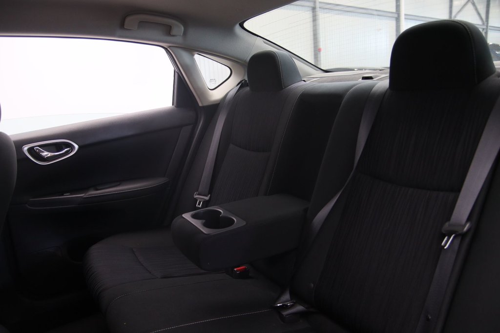 Nissan Sentra  2019 à Sept-Îles, Québec - 9 - w1024h768px