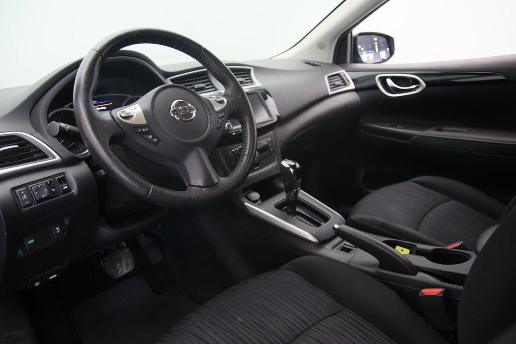 Nissan Sentra  2019 à Sept-Îles, Québec - 6 - w1024h768px