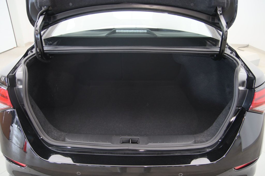 Nissan Sentra  2021 à Jonquière, Québec - 19 - w1024h768px
