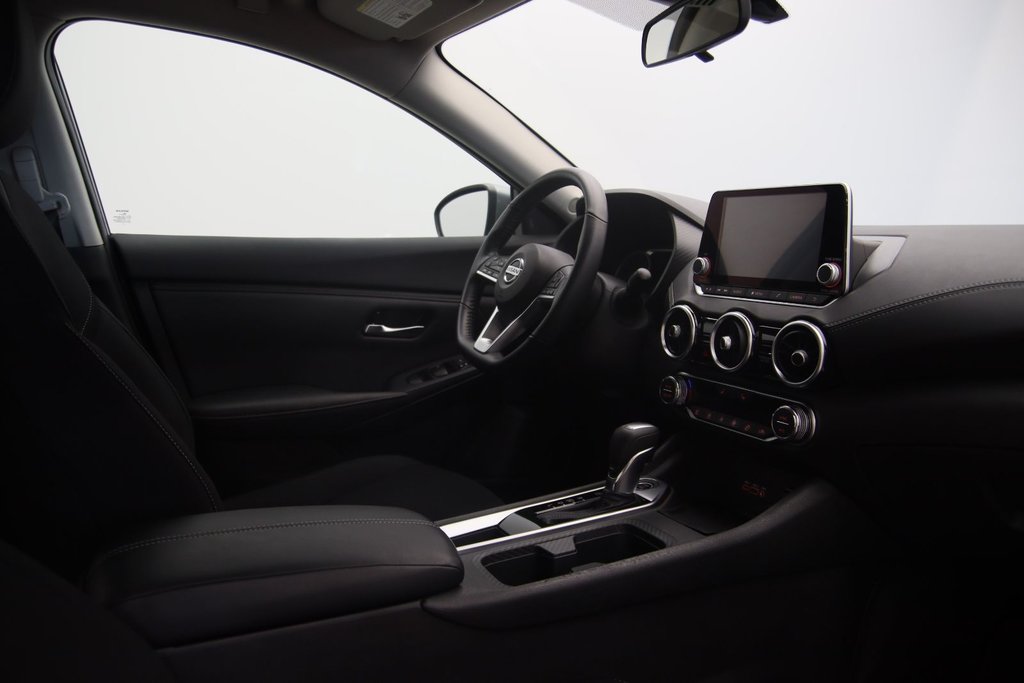 Nissan Sentra  2021 à Jonquière, Québec - 15 - w1024h768px