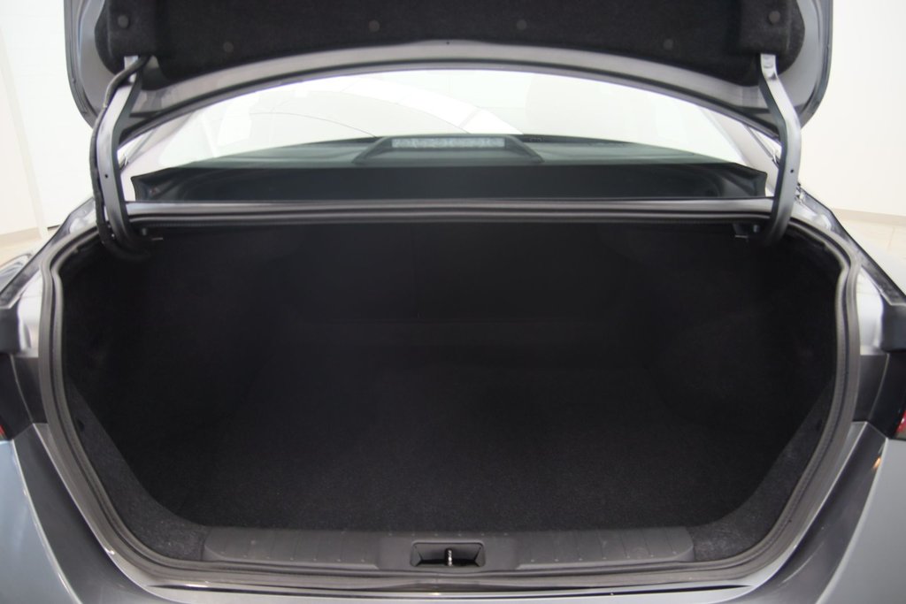 Nissan Sentra  2021 à Jonquière, Québec - 17 - w1024h768px