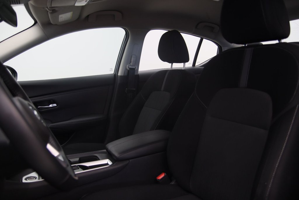 Nissan Sentra  2021 à Jonquière, Québec - 7 - w1024h768px