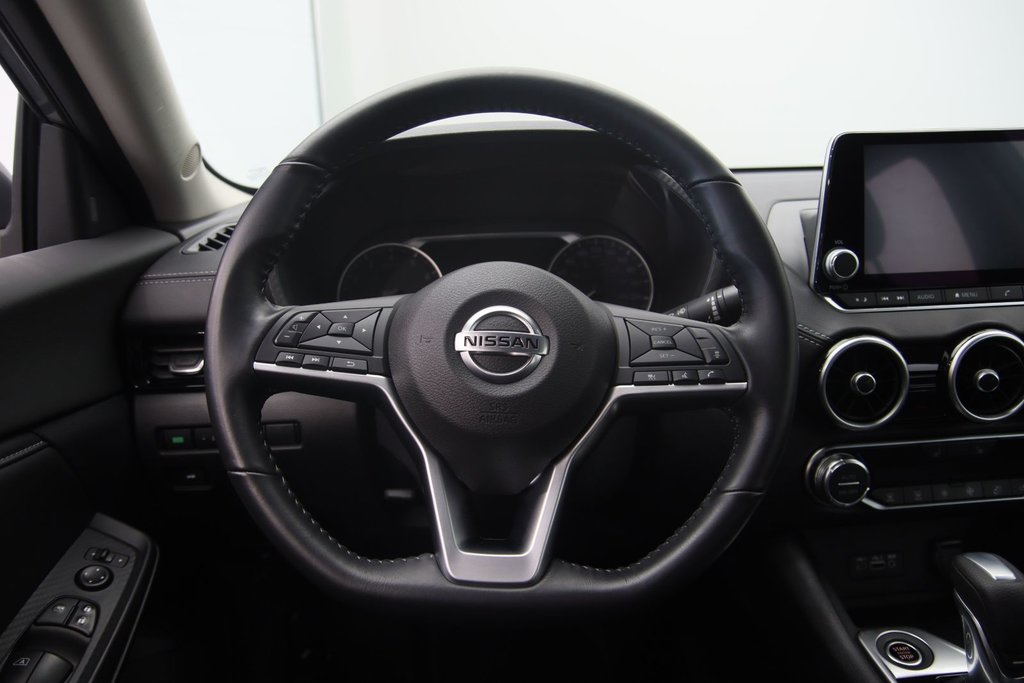 Nissan Sentra  2021 à Jonquière, Québec - 11 - w1024h768px