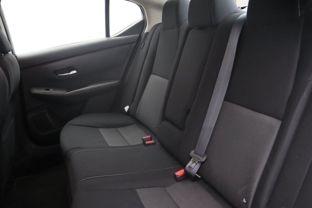 2021 Nissan Sentra in Baie-Comeau, Quebec - 9 - w1024h768px