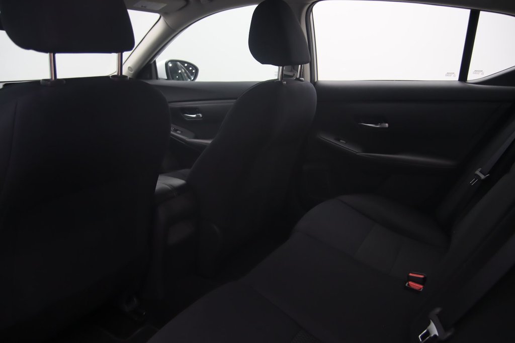 2021 Nissan Sentra in Baie-Comeau, Quebec - 8 - w1024h768px