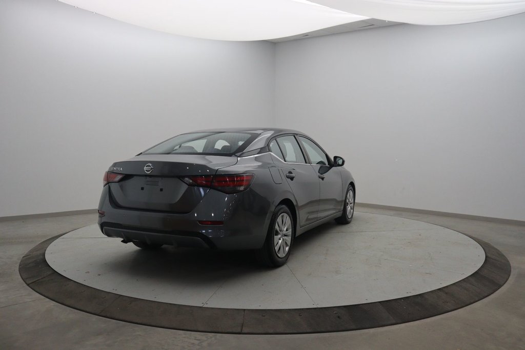 Nissan Sentra  2021 à Jonquière, Québec - 4 - w1024h768px