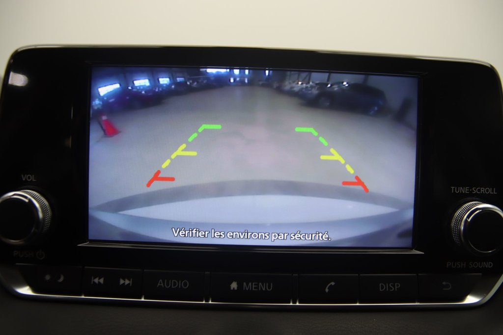 Nissan Sentra  2021 à Jonquière, Québec - 14 - w1024h768px