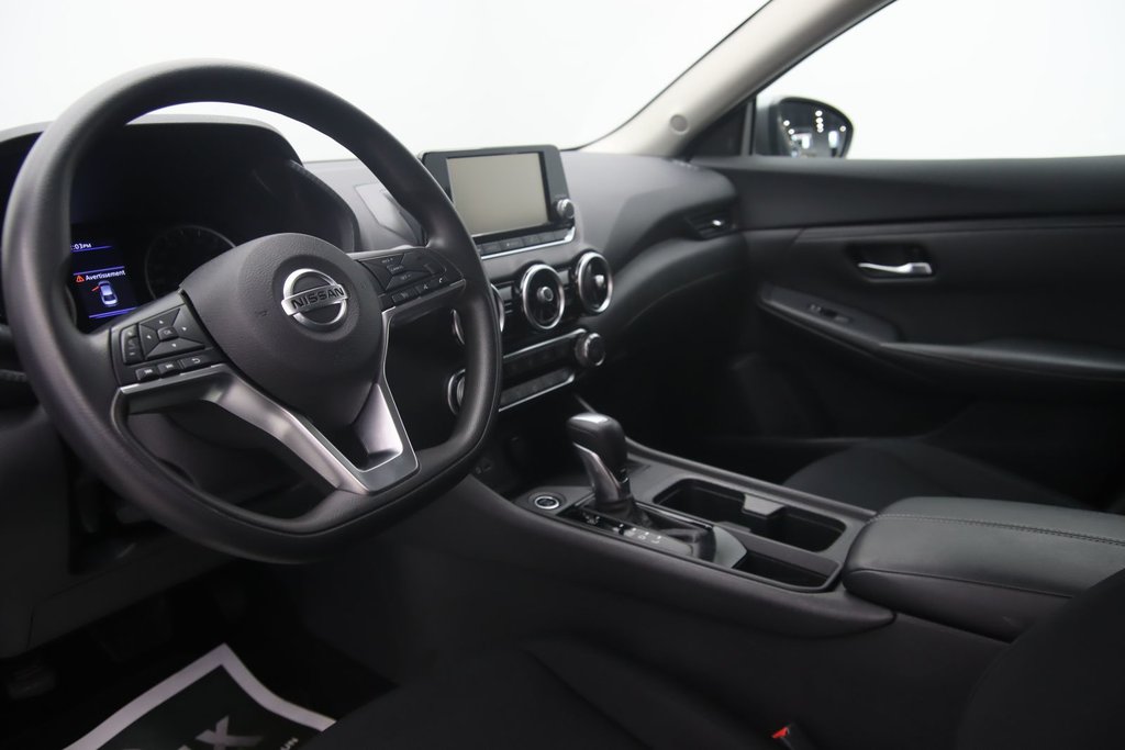 Nissan Sentra  2021 à Jonquière, Québec - 6 - w1024h768px