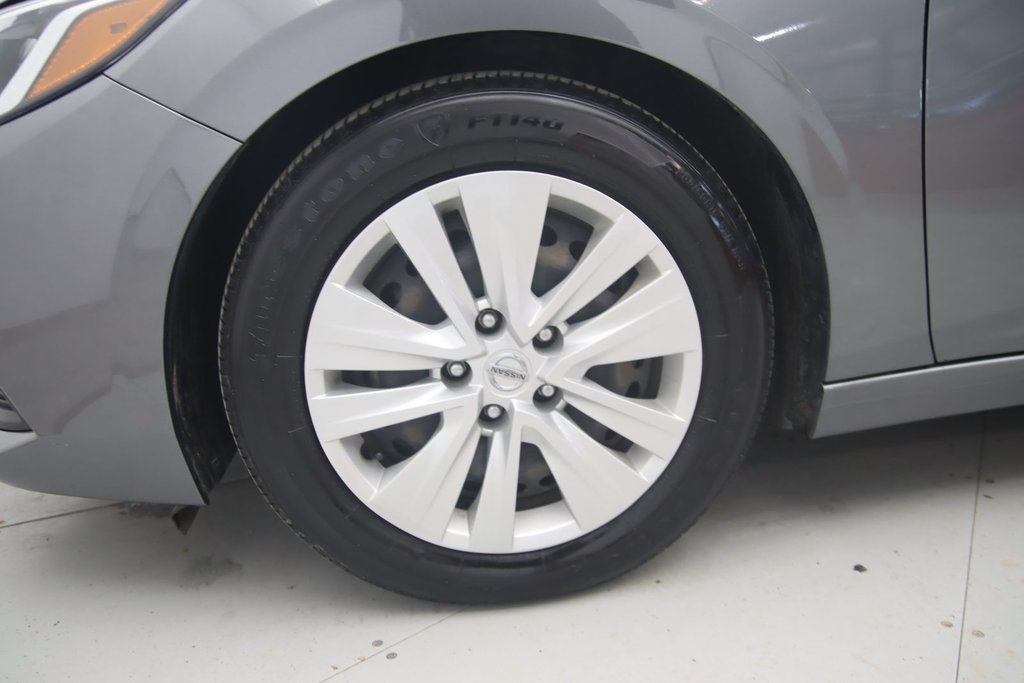 Nissan Sentra  2021 à Jonquière, Québec - 18 - w1024h768px