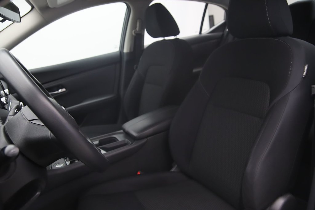 Nissan Sentra  2021 à Jonquière, Québec - 7 - w1024h768px