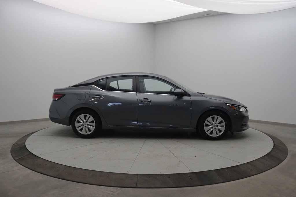 Nissan Sentra  2021 à Jonquière, Québec - 3 - w1024h768px
