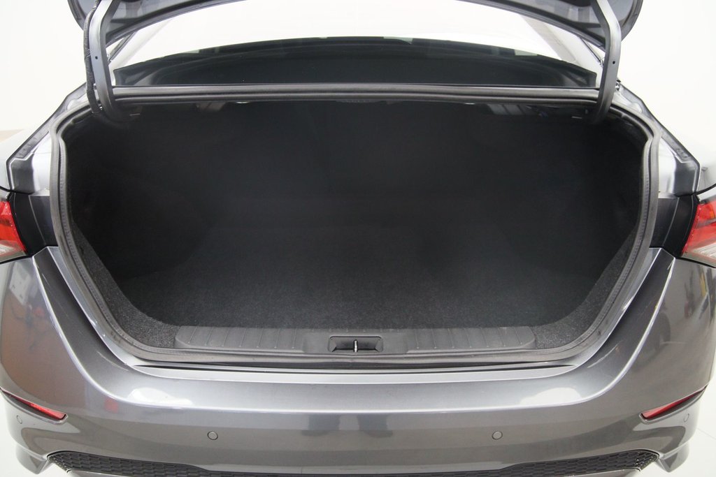 2021 Nissan Sentra in Baie-Comeau, Quebec - 19 - w1024h768px