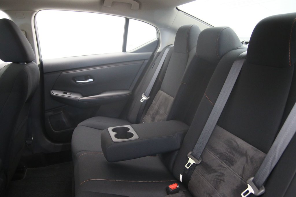 Nissan Sentra  2022 à Sept-Îles, Québec - 9 - w1024h768px