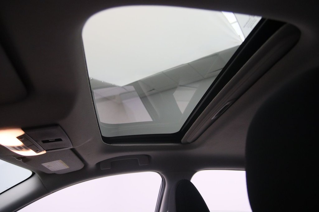 Nissan Sentra  2022 à Sept-Îles, Québec - 8 - w1024h768px