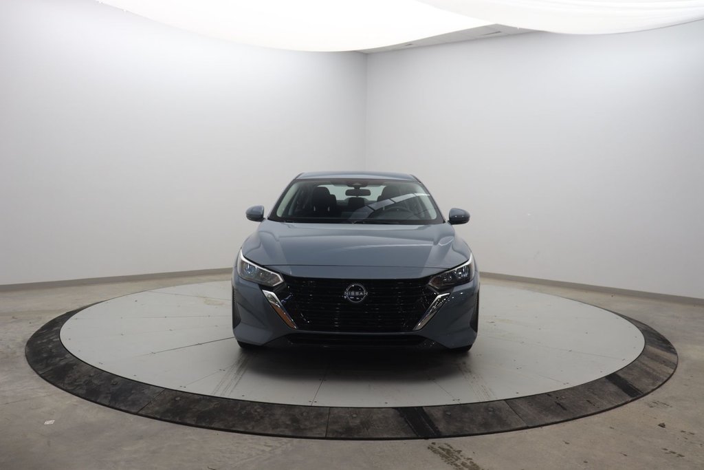 2024 Nissan Sentra SV in Chicoutimi, Quebec - 2 - w1024h768px