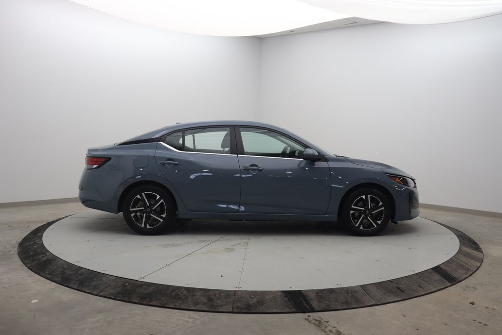 2024 Nissan Sentra SV in Chicoutimi, Quebec - 3 - w1024h768px